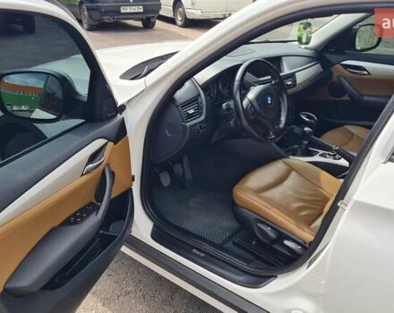Белый БМВ Х1, объемом двигателя 2 л и пробегом 171 тыс. км за 13500 $, фото 7 на Automoto.ua