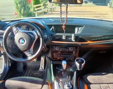 Белый БМВ Х1, объемом двигателя 2 л и пробегом 178 тыс. км за 15000 $, фото 4 на Automoto.ua