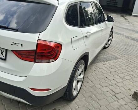 Белый БМВ Х1, объемом двигателя 2.98 л и пробегом 157 тыс. км за 13000 $, фото 4 на Automoto.ua