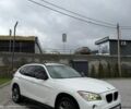 Белый БМВ Х1, объемом двигателя 2 л и пробегом 169 тыс. км за 9800 $, фото 1 на Automoto.ua