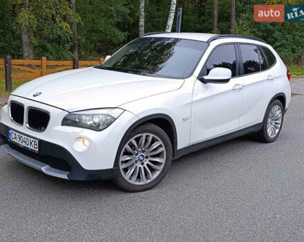 Білий БМВ Х1, об'ємом двигуна 2 л та пробігом 267 тис. км за 13999 $, фото 1 на Automoto.ua