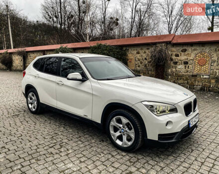 Білий БМВ Х1, об'ємом двигуна 2 л та пробігом 300 тис. км за 11900 $, фото 12 на Automoto.ua
