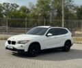 Белый БМВ Х1, объемом двигателя 2 л и пробегом 230 тыс. км за 9500 $, фото 1 на Automoto.ua