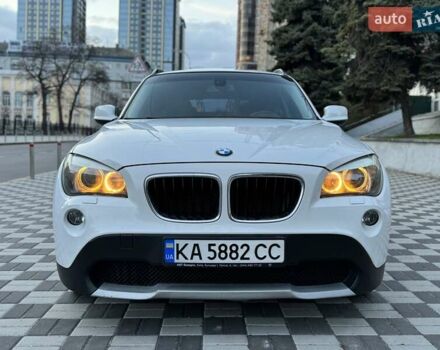 Білий БМВ Х1, об'ємом двигуна 2 л та пробігом 176 тис. км за 10000 $, фото 5 на Automoto.ua