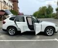 Білий БМВ Х1, об'ємом двигуна 2 л та пробігом 212 тис. км за 12300 $, фото 32 на Automoto.ua