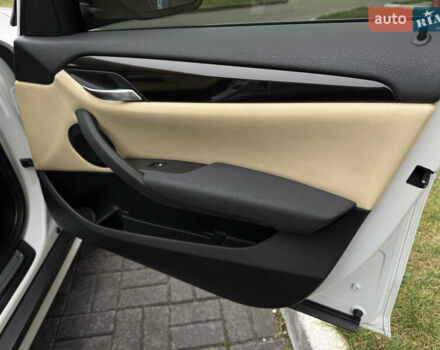 Білий БМВ Х1, об'ємом двигуна 2 л та пробігом 113 тис. км за 13990 $, фото 35 на Automoto.ua