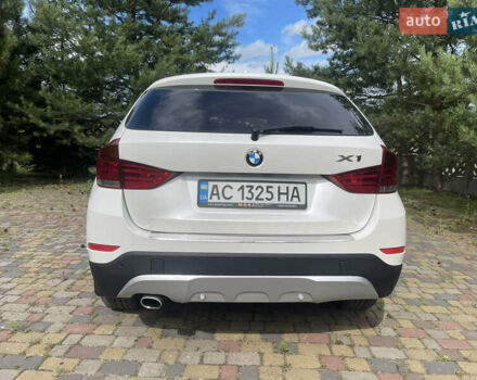 Белый БМВ Х1, объемом двигателя 2 л и пробегом 251 тыс. км за 11800 $, фото 5 на Automoto.ua