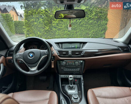 Білий БМВ Х1, об'ємом двигуна 2 л та пробігом 235 тис. км за 15100 $, фото 35 на Automoto.ua