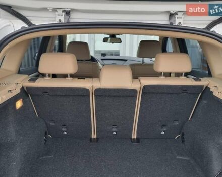 Белый БМВ Х1, объемом двигателя 2 л и пробегом 150 тыс. км за 12300 $, фото 32 на Automoto.ua