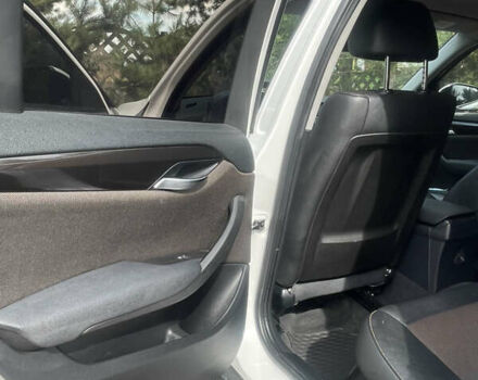 Белый БМВ Х1, объемом двигателя 2 л и пробегом 251 тыс. км за 11800 $, фото 16 на Automoto.ua