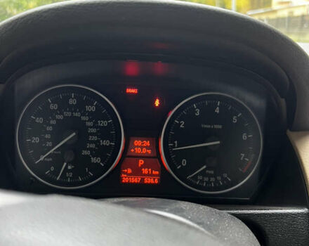 Білий БМВ Х1, об'ємом двигуна 2 л та пробігом 203 тис. км за 13100 $, фото 4 на Automoto.ua