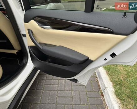 Білий БМВ Х1, об'ємом двигуна 2 л та пробігом 113 тис. км за 13990 $, фото 26 на Automoto.ua