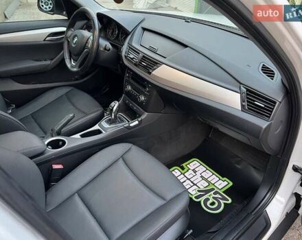 Белый БМВ Х1, объемом двигателя 2 л и пробегом 149 тыс. км за 11800 $, фото 21 на Automoto.ua