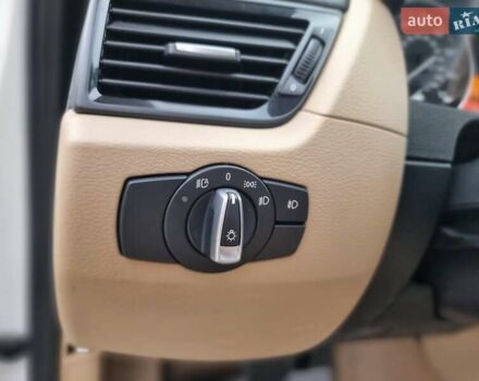 Белый БМВ Х1, объемом двигателя 2 л и пробегом 150 тыс. км за 12300 $, фото 43 на Automoto.ua