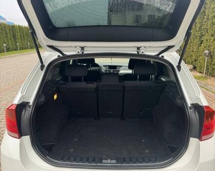 Белый БМВ Х1, объемом двигателя 2 л и пробегом 220 тыс. км за 13000 $, фото 13 на Automoto.ua