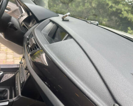 Белый БМВ Х1, объемом двигателя 2 л и пробегом 251 тыс. км за 11800 $, фото 22 на Automoto.ua