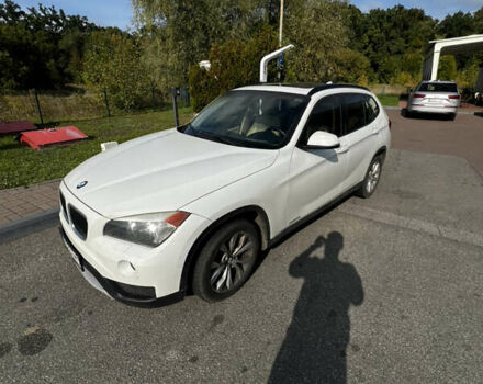 Білий БМВ Х1, об'ємом двигуна 2 л та пробігом 203 тис. км за 13100 $, фото 1 на Automoto.ua