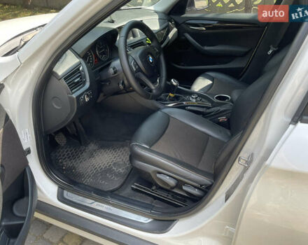 Белый БМВ Х1, объемом двигателя 2 л и пробегом 251 тыс. км за 11800 $, фото 15 на Automoto.ua