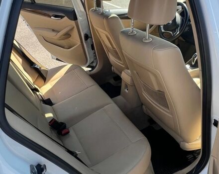 Білий БМВ Х1, об'ємом двигуна 2 л та пробігом 173 тис. км за 13200 $, фото 17 на Automoto.ua