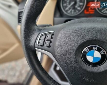 Белый БМВ Х1, объемом двигателя 2 л и пробегом 150 тыс. км за 12300 $, фото 47 на Automoto.ua