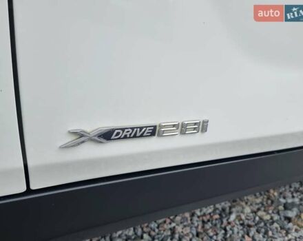 Белый БМВ Х1, объемом двигателя 2 л и пробегом 150 тыс. км за 12300 $, фото 16 на Automoto.ua