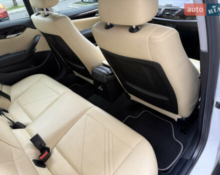 Білий БМВ Х1, об'ємом двигуна 2 л та пробігом 113 тис. км за 13990 $, фото 29 на Automoto.ua