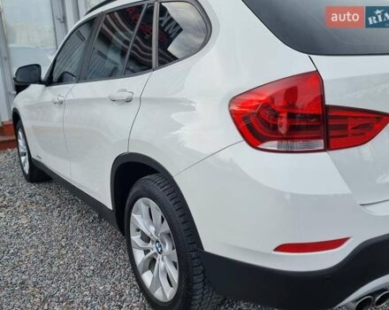 Белый БМВ Х1, объемом двигателя 2 л и пробегом 150 тыс. км за 12300 $, фото 33 на Automoto.ua