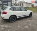 Белый БМВ Х1, объемом двигателя 2 л и пробегом 150 тыс. км за 12000 $, фото 6 на Automoto.ua