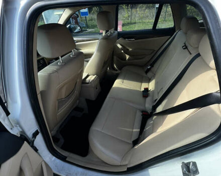 Білий БМВ Х1, об'ємом двигуна 2 л та пробігом 203 тис. км за 13100 $, фото 6 на Automoto.ua