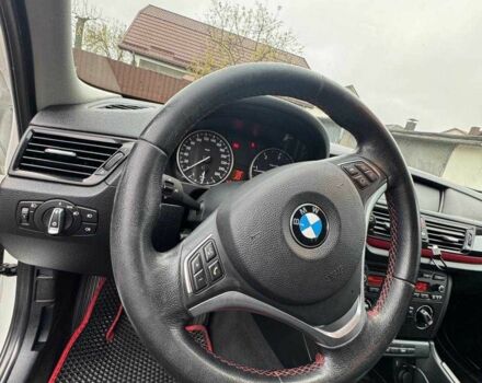 Белый БМВ Х1, объемом двигателя 2 л и пробегом 288 тыс. км за 9999 $, фото 11 на Automoto.ua