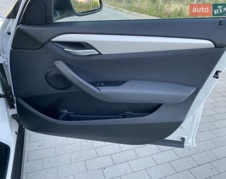 Белый БМВ Х1, объемом двигателя 2 л и пробегом 240 тыс. км за 14500 $, фото 14 на Automoto.ua