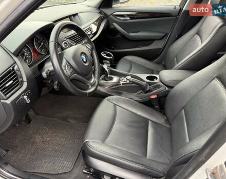 Белый БМВ Х1, объемом двигателя 2 л и пробегом 246 тыс. км за 12000 $, фото 16 на Automoto.ua