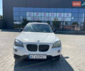 Белый БМВ Х1, объемом двигателя 2 л и пробегом 230 тыс. км за 10000 $, фото 1 на Automoto.ua