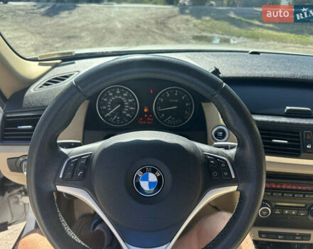 Белый БМВ Х1, объемом двигателя 2 л и пробегом 274 тыс. км за 12500 $, фото 17 на Automoto.ua