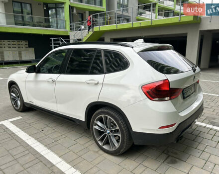 Білий БМВ Х1, об'ємом двигуна 2 л та пробігом 92 тис. км за 14500 $, фото 4 на Automoto.ua