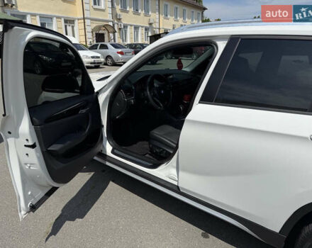 Белый БМВ Х1, объемом двигателя 2 л и пробегом 246 тыс. км за 12000 $, фото 1 на Automoto.ua