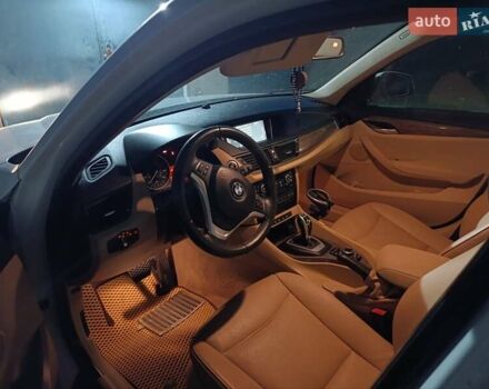 Белый БМВ Х1, объемом двигателя 2 л и пробегом 118 тыс. км за 13500 $, фото 3 на Automoto.ua