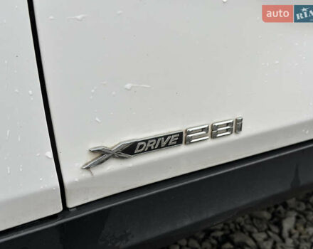 Білий БМВ Х1, об'ємом двигуна 2 л та пробігом 175 тис. км за 9900 $, фото 17 на Automoto.ua