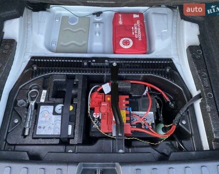 Белый БМВ Х1, объемом двигателя 2 л и пробегом 240 тыс. км за 14500 $, фото 18 на Automoto.ua