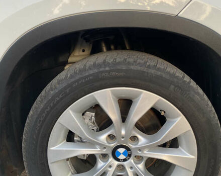 Белый БМВ Х1, объемом двигателя 0 л и пробегом 220 тыс. км за 12800 $, фото 3 на Automoto.ua