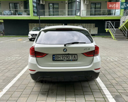 Білий БМВ Х1, об'ємом двигуна 2 л та пробігом 92 тис. км за 14500 $, фото 41 на Automoto.ua