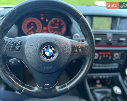 Белый БМВ Х1, объемом двигателя 2 л и пробегом 319 тыс. км за 14300 $, фото 13 на Automoto.ua