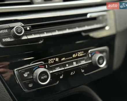 БМВ Х1 2015 в Ивано-Франковске на Automoto.ua Белый БМВ Х1, объемом двигателя 2 л и пробегом 214 тыс. км за 14550 $, фото 9 на Automoto.ua