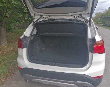 Белый БМВ Х1, объемом двигателя 2 л и пробегом 236 тыс. км за 17000 $, фото 11 на Automoto.ua