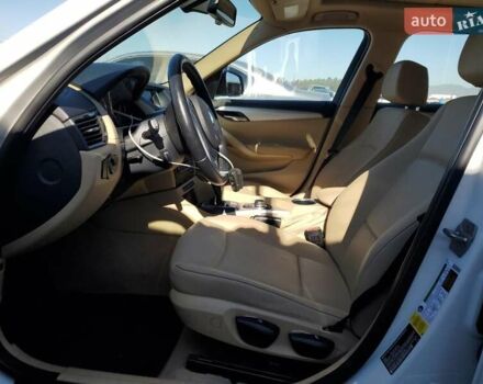 БМВ Х1 2015 в Киеве на Automoto.ua Белый БМВ Х1, объемом двигателя 2 л и пробегом 74 тыс. км за 999 $, фото 6 на Automoto.ua