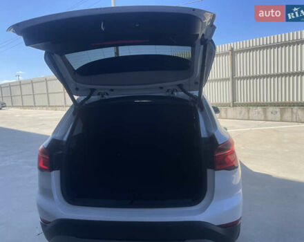 Белый БМВ Х1, объемом двигателя 2 л и пробегом 242 тыс. км за 16500 $, фото 10 на Automoto.ua