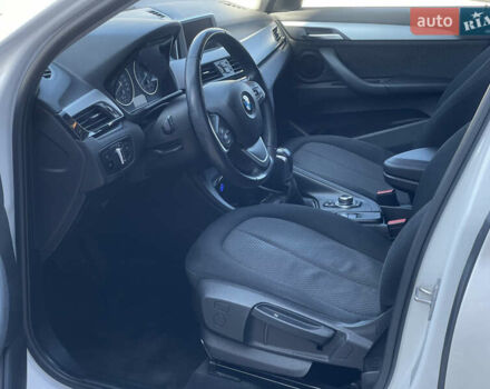 Белый БМВ Х1, объемом двигателя 2 л и пробегом 242 тыс. км за 16500 $, фото 12 на Automoto.ua