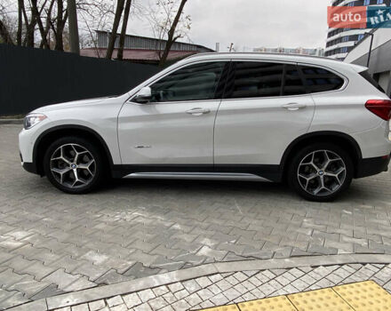 Білий БМВ Х1, об'ємом двигуна 2 л та пробігом 93 тис. км за 19500 $, фото 1 на Automoto.ua