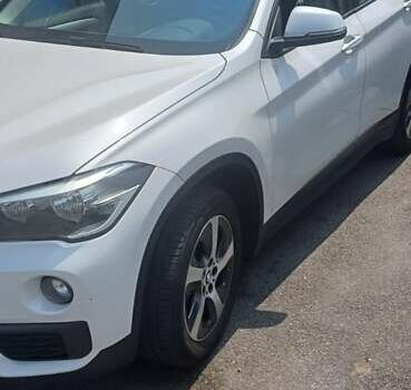 Белый БМВ Х1, объемом двигателя 2 л и пробегом 260 тыс. км за 15300 $, фото 4 на Automoto.ua