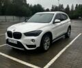 Белый БМВ Х1, объемом двигателя 2 л и пробегом 216 тыс. км за 15000 $, фото 1 на Automoto.ua